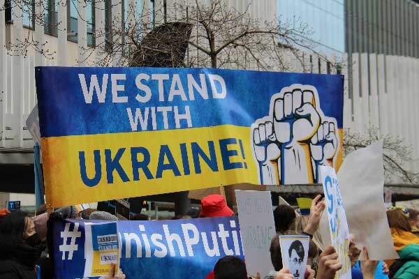 Finanzielle Unterstuetzung der Ukrainer thumb